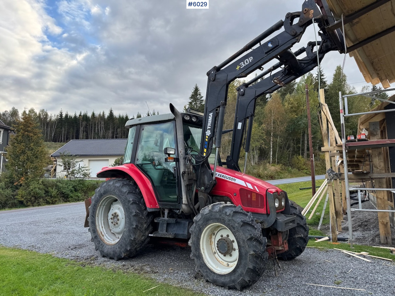 2010 Massey Ferguson 5445 with Front Loader - Farm tractor: picture 3 2010 Massey Ferguson 5445 with Front Loader - Farm tractor: picture 3