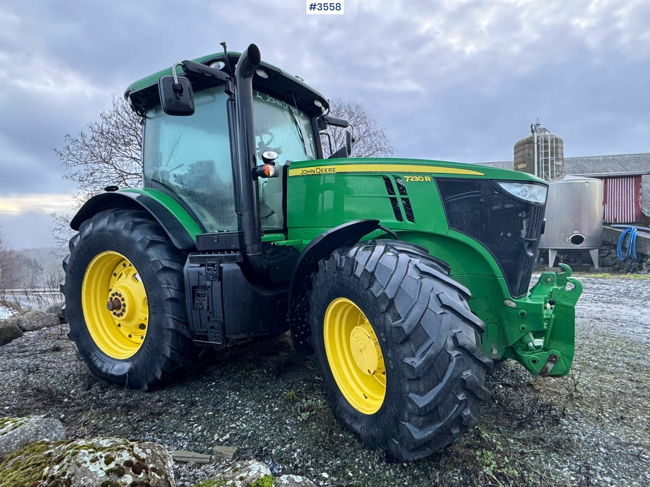 2012 John Deere 7230R w/ GPS and 3 hydraulic outlets! - Farm tractor: picture 4 2012 John Deere 7230R w/ GPS and 3 hydraulic outlets! - Farm tractor: picture 4