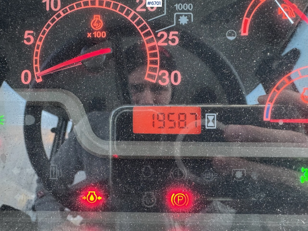 Farm tractor 2013 Case IH JX 80 w/ front loader and some equipment. Low hours!: picture 20 Farm tractor 2013 Case IH JX 80 w/ front loader and some equipment. Low hours!: picture 20