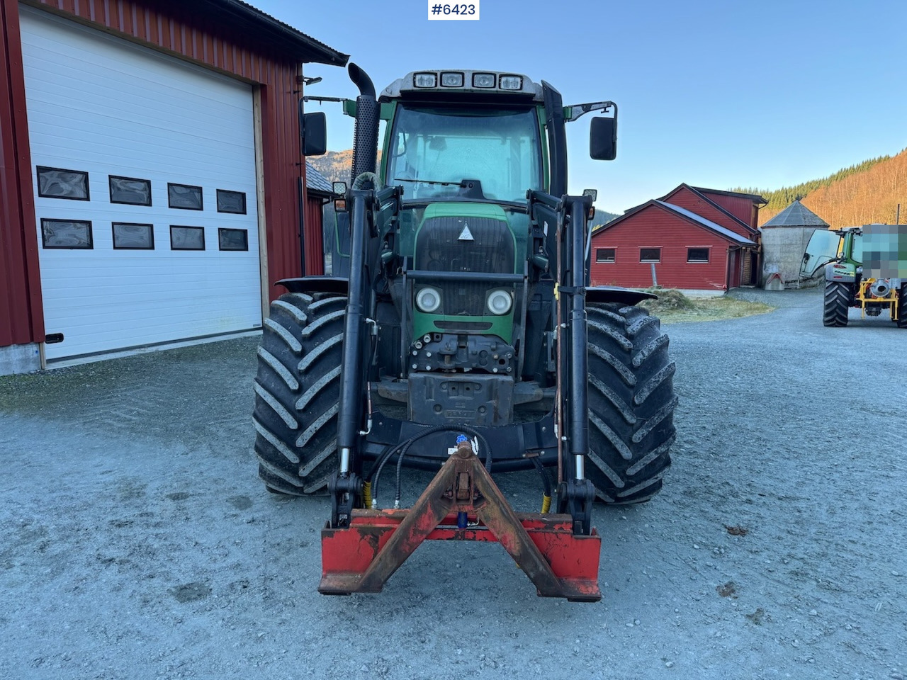 2013 Fendt 412 Vario TMS w/ front loader and plow plate. New engine! - Farm tractor: picture 3 2013 Fendt 412 Vario TMS w/ front loader and plow plate. New engine! - Farm tractor: picture 3