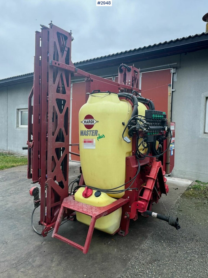 2014 Hardi 8500 Master Field sprayer - Tractor mounted sprayer: picture 3 2014 Hardi 8500 Master Field sprayer - Tractor mounted sprayer: picture 3