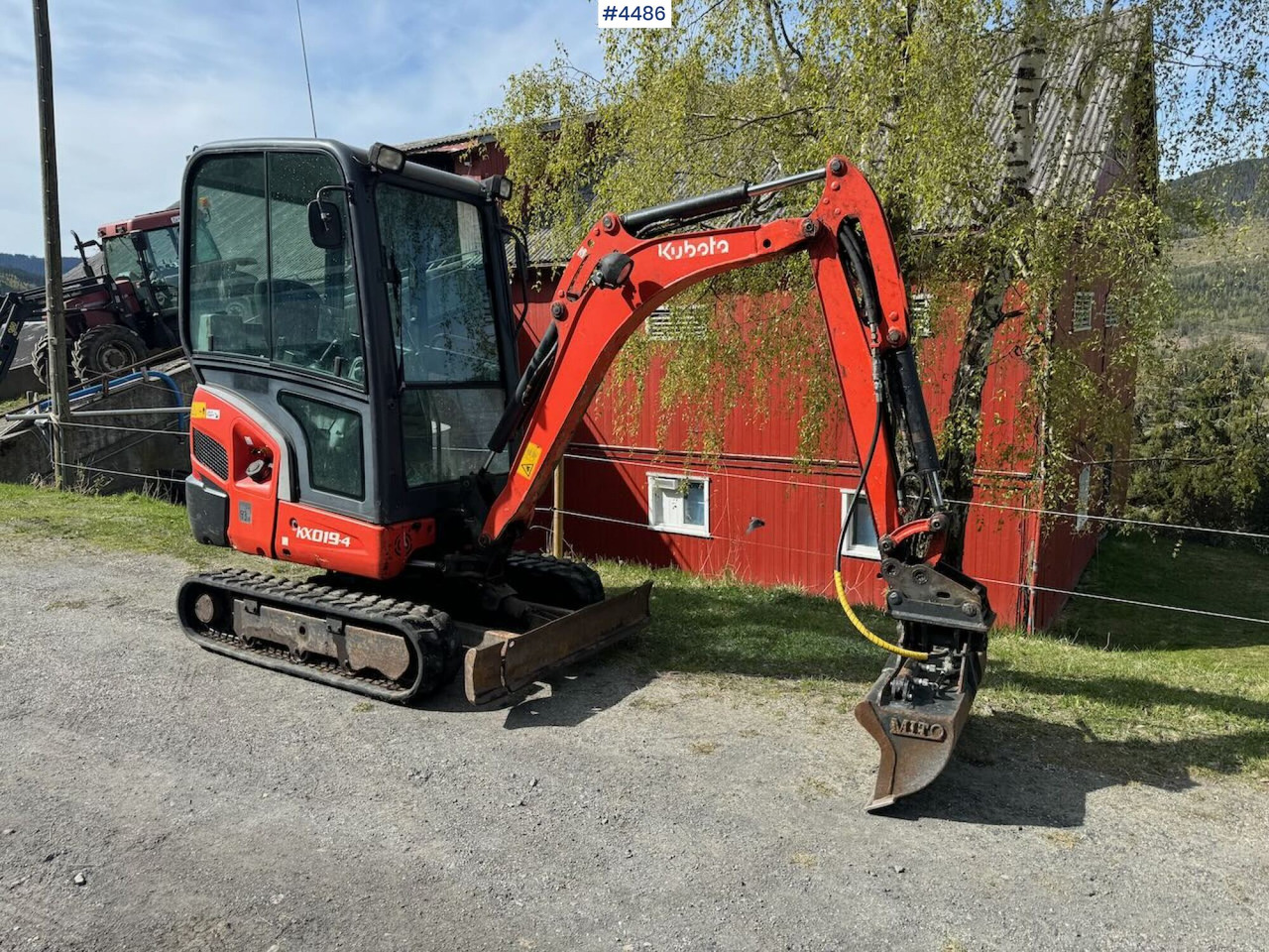 2014 Kubota KX019 Mini excavator with two buckets - Excavator: picture 4 2014 Kubota KX019 Mini excavator with two buckets - Excavator: picture 4