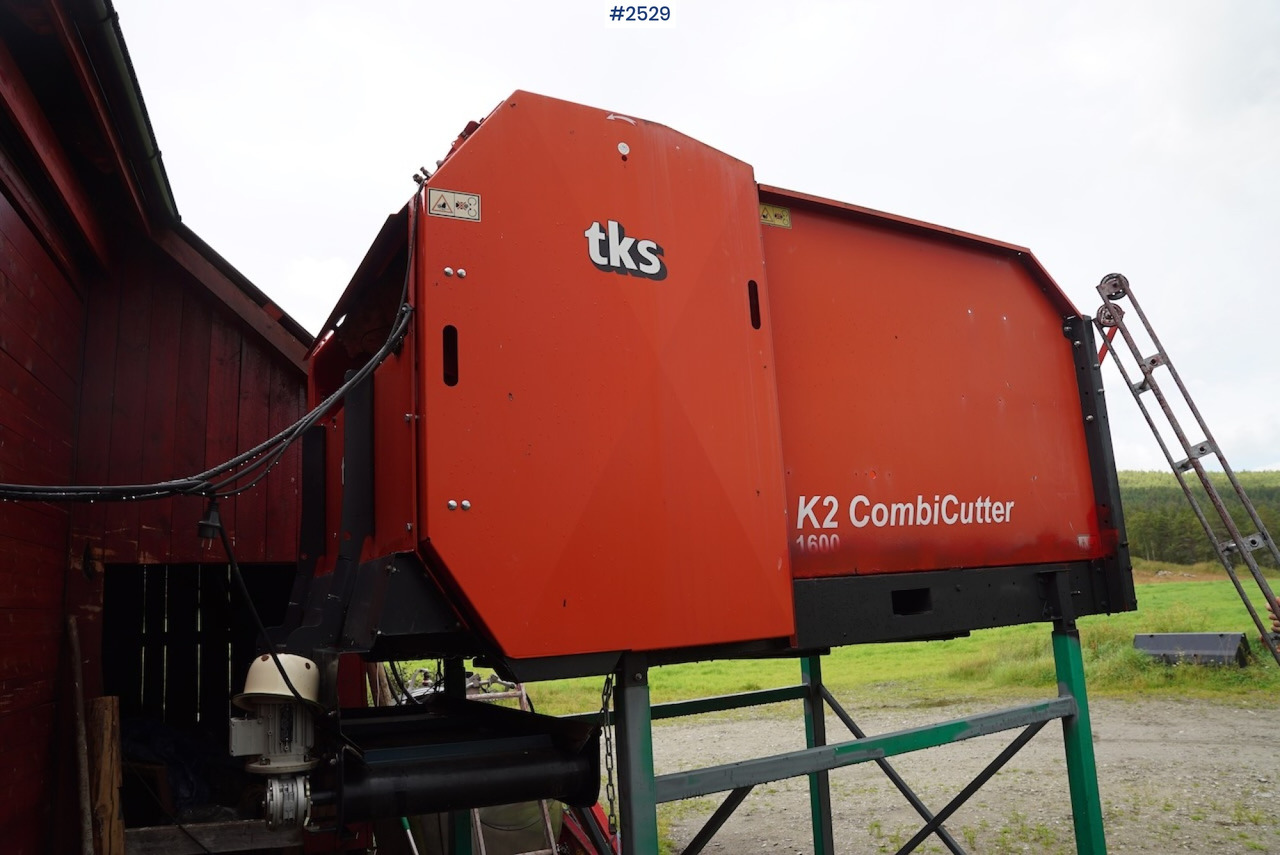 2015 TKS K2 CombiCutter 1600 w/side ejector - Hay and forage equipment: picture 2 2015 TKS K2 CombiCutter 1600 w/side ejector - Hay and forage equipment: picture 2