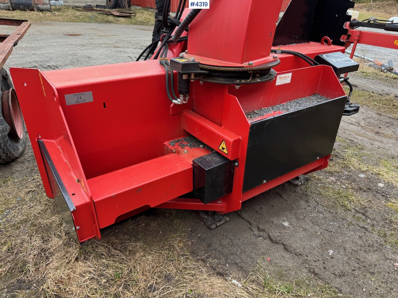 2015 Tokvam 240THS with hydraulic wing - Snow blower for Municipal/ Special vehicle: picture 3 2015 Tokvam 240THS with hydraulic wing - Snow blower for Municipal/ Special vehicle: picture 3