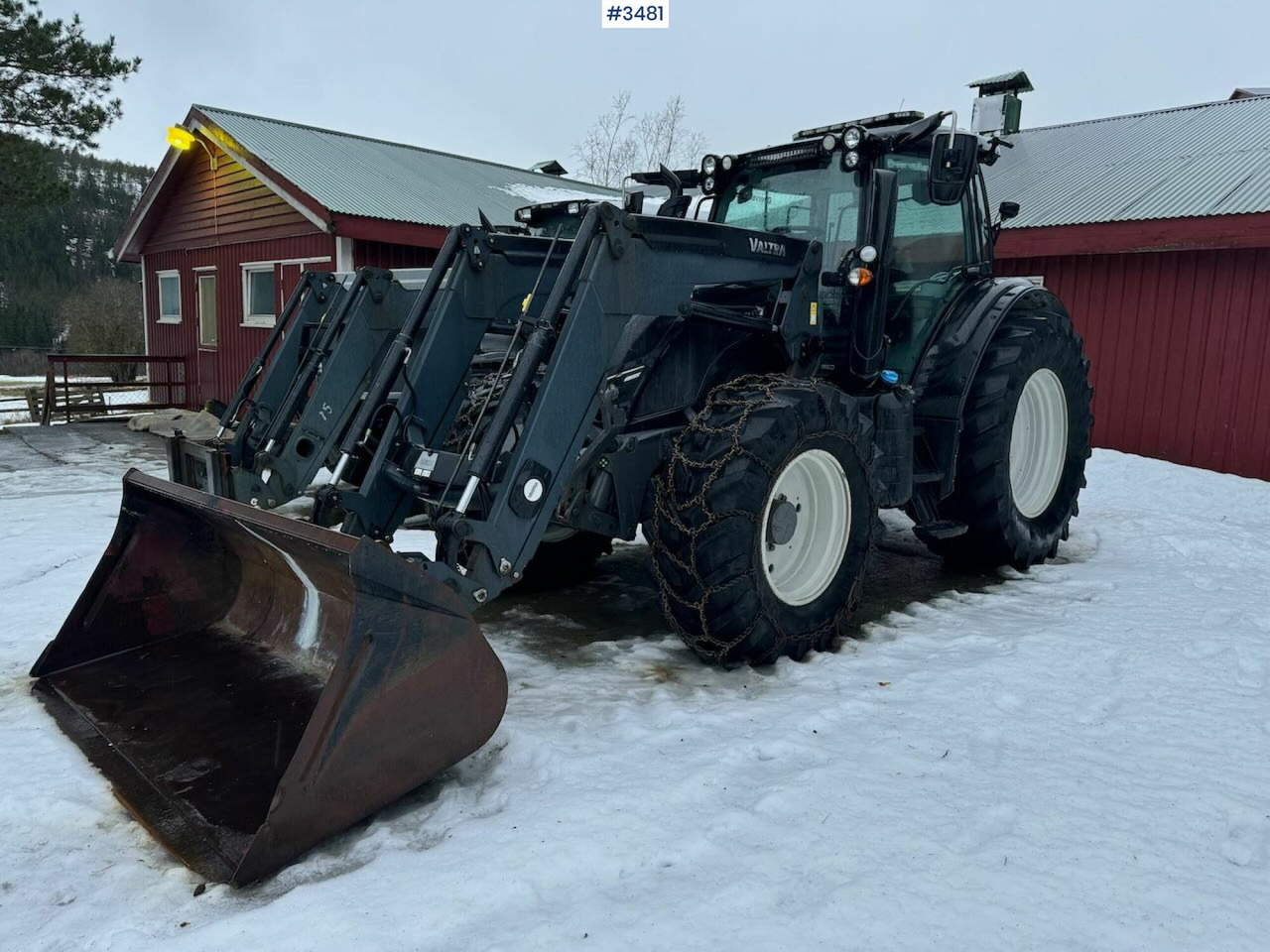 2015 Valtra N174D w/ Front loader - Farm tractor: picture 1 2015 Valtra N174D w/ Front loader - Farm tractor: picture 1