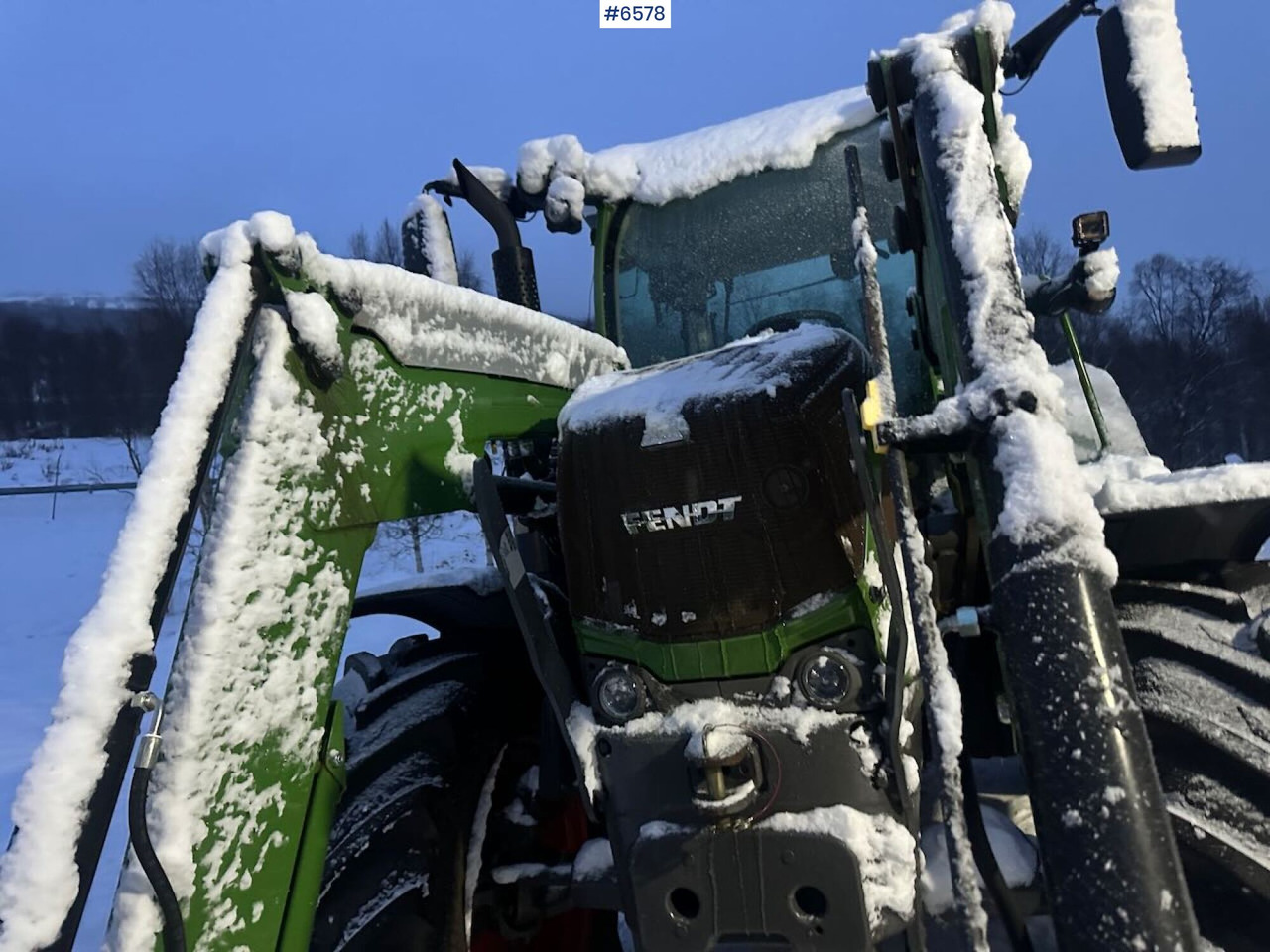 2016 Fendt 313S4 4x4 tractor w/ front loader. - Farm tractor: picture 2 2016 Fendt 313S4 4x4 tractor w/ front loader. - Farm tractor: picture 2