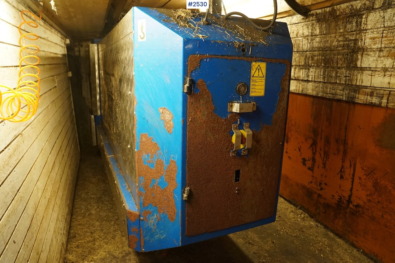 2016 Pellon Combi Robot Silage 3000 - Livestock equipment: picture 2 2016 Pellon Combi Robot Silage 3000 - Livestock equipment: picture 2
