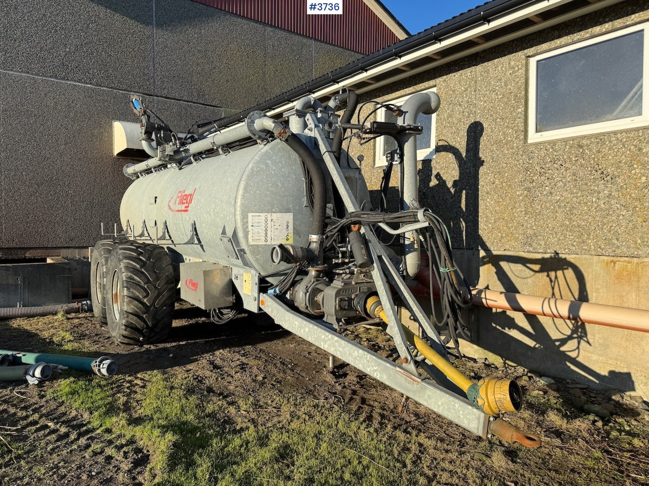 2017 Fliegl VFW 10600 Tandem w/lots of equipment - Slurry tanker: picture 4 2017 Fliegl VFW 10600 Tandem w/lots of equipment - Slurry tanker: picture 4