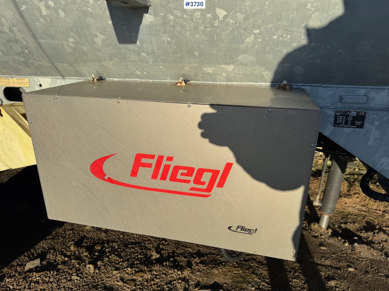 2017 Fliegl VFW 10600 Tandem w/lots of equipment - Slurry tanker: picture 3 2017 Fliegl VFW 10600 Tandem w/lots of equipment - Slurry tanker: picture 3