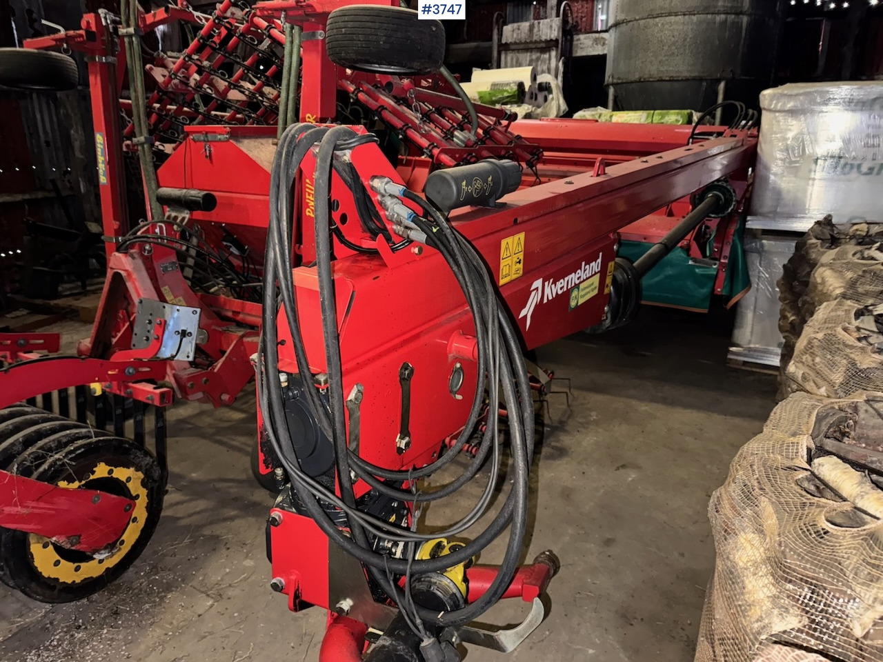 2017 Kverneland 4332LT Trailed mower. - Hay and forage equipment: picture 2 2017 Kverneland 4332LT Trailed mower. - Hay and forage equipment: picture 2