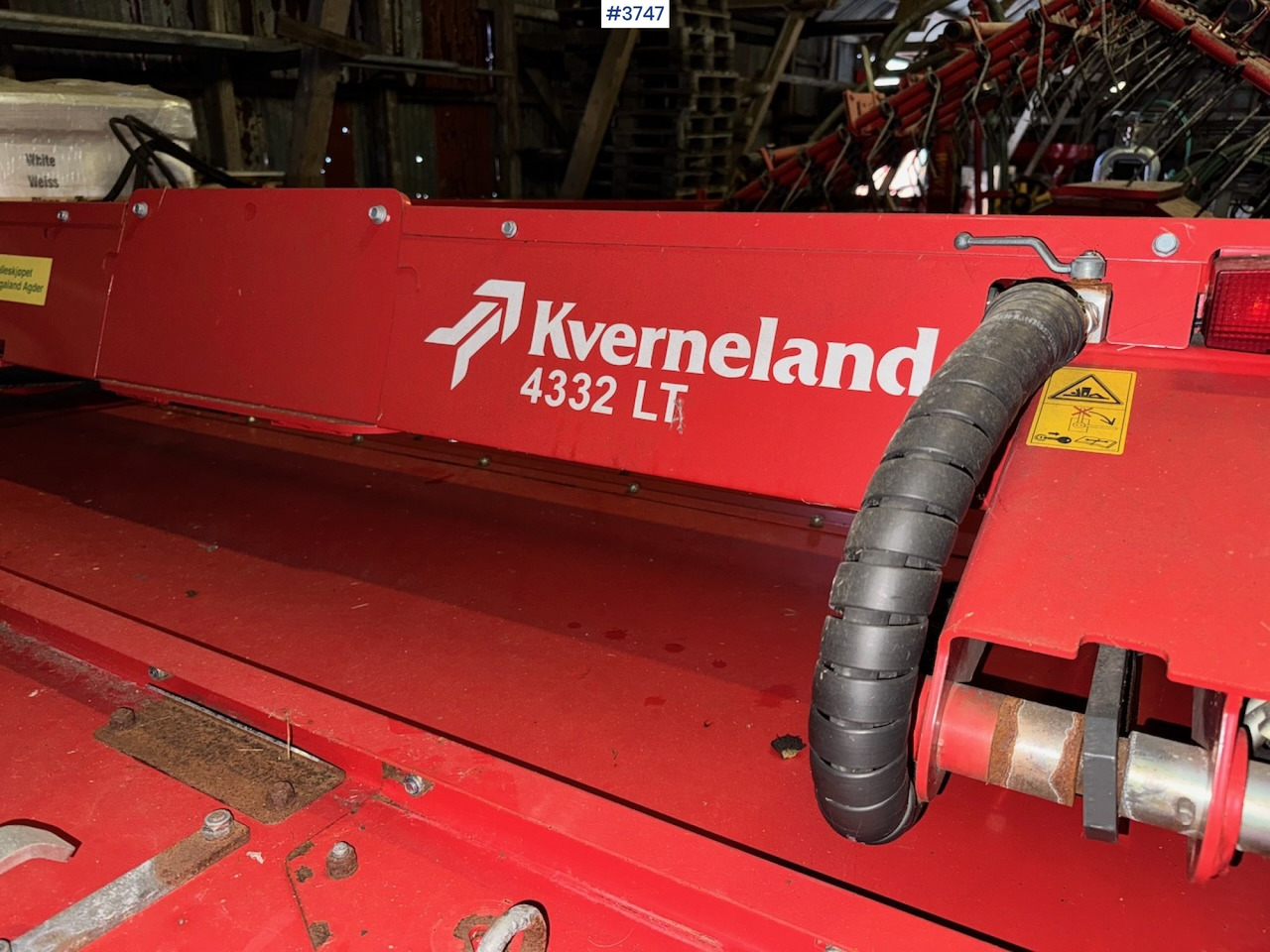2017 Kverneland 4332LT Trailed mower. - Hay and forage equipment: picture 3 2017 Kverneland 4332LT Trailed mower. - Hay and forage equipment: picture 3