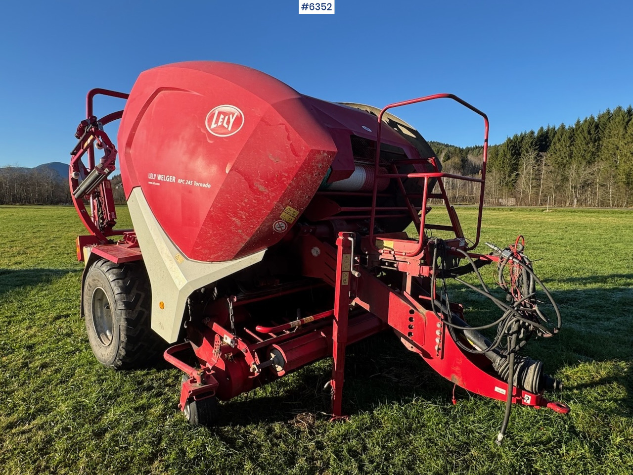 2017 Lely Welger RPC 245 Tornado combi baler. Partial rep. object - Hay and forage equipment: picture 4 2017 Lely Welger RPC 245 Tornado combi baler. Partial rep. object - Hay and forage equipment: picture 4