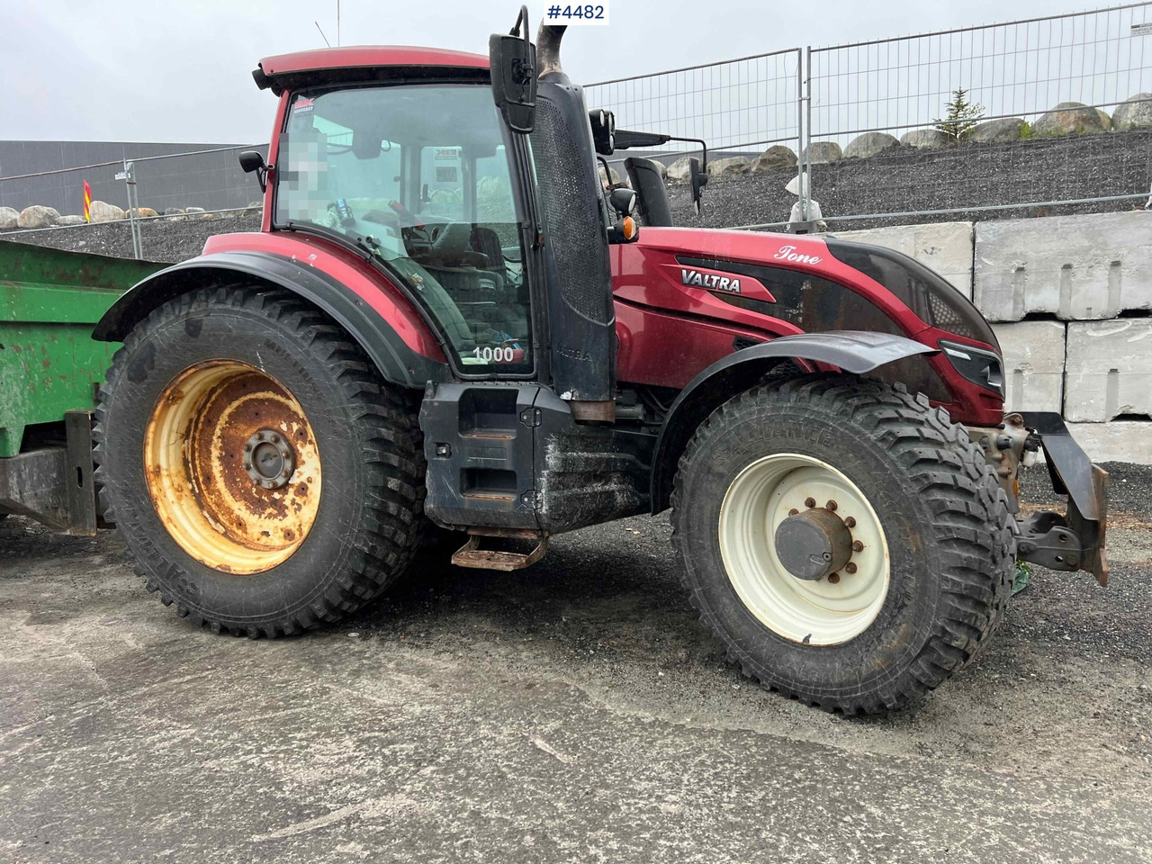 Farm tractor 2017 Valtra T234 tractor Plow rigged Tractor: picture 19