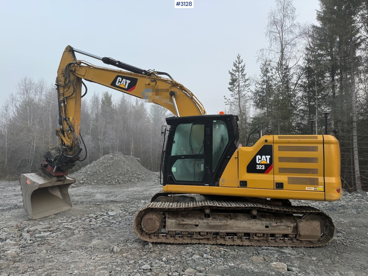 2018 Cat 323-07 with rototilt, grading bucket, and digging bucket - Excavator: picture 1 2018 Cat 323-07 with rototilt, grading bucket, and digging bucket - Excavator: picture 1
