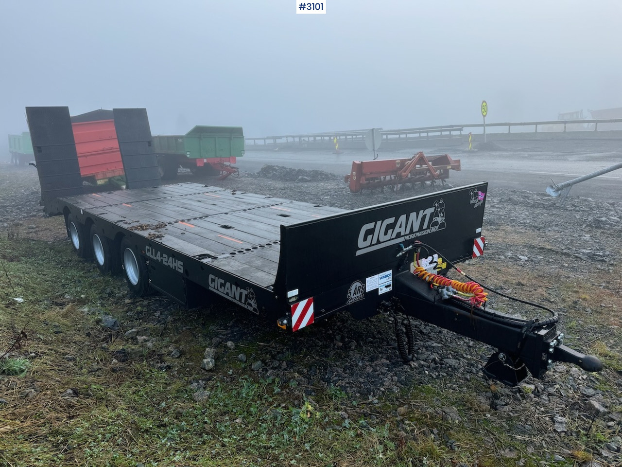 2021 Gigant Machine trailer with drive bridges - Low loader trailer: picture 4 2021 Gigant Machine trailer with drive bridges - Low loader trailer: picture 4