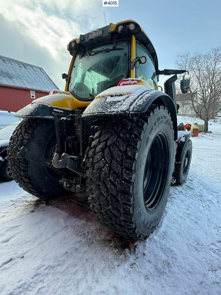 2021 Valtra T255 w/ Quicke G7s front loader - Farm tractor: picture 3 2021 Valtra T255 w/ Quicke G7s front loader - Farm tractor: picture 3