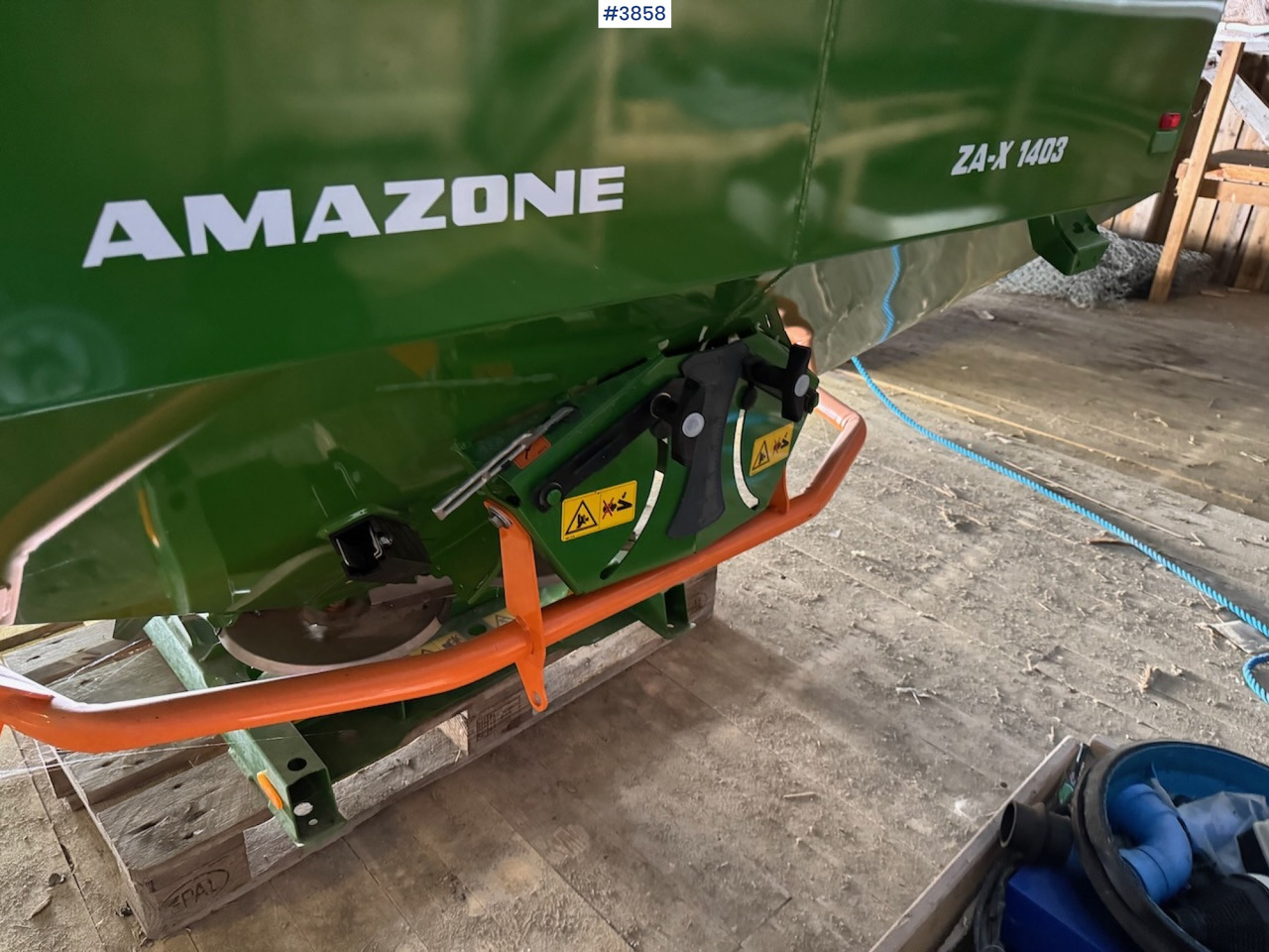 2022 Amazone ZA-X 1403 w/ 2 attachments, NEW! - Fertilizer spreader: picture 5 2022 Amazone ZA-X 1403 w/ 2 attachments, NEW! - Fertilizer spreader: picture 5