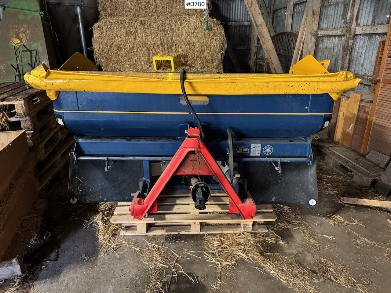 2022 Bogballe L20 Plus w/Calibrator ICON - Fertilizer spreader: picture 2 2022 Bogballe L20 Plus w/Calibrator ICON - Fertilizer spreader: picture 2