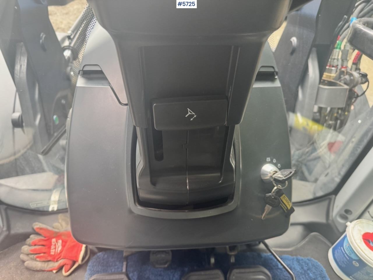 Farm tractor 2022 Valtra N175 4x4 w/ Front loader, Hydraulics, Bucket and Pallet forks. Overhauled.: picture 14 Farm tractor 2022 Valtra N175 4x4 w/ Front loader, Hydraulics, Bucket and Pallet forks. Overhauled.: picture 14