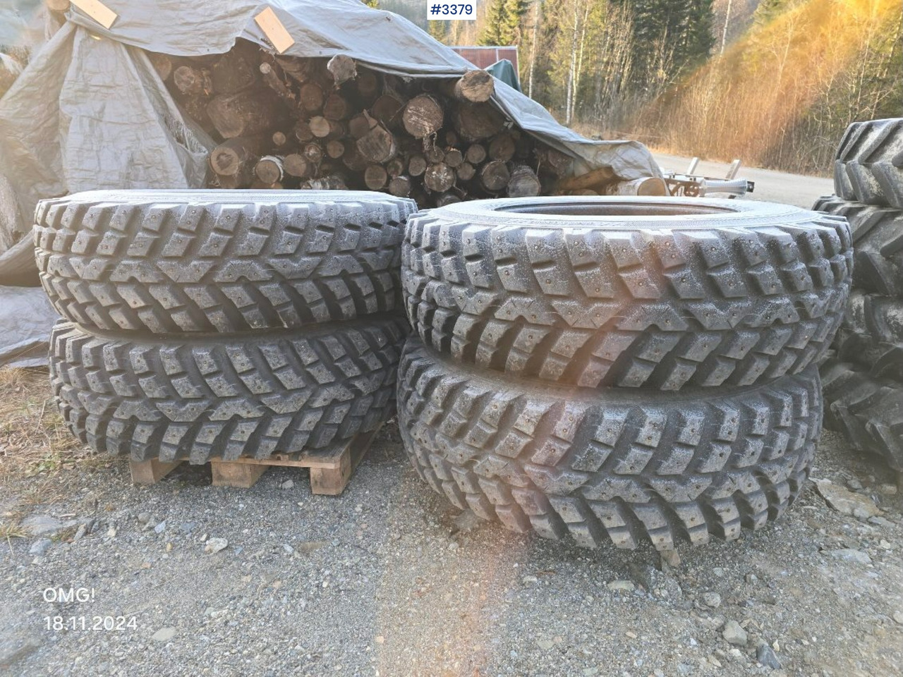 4 Nokian tires on rims for JCB - Wheel and tire package: picture 1 4 Nokian tires on rims for JCB - Wheel and tire package: picture 1