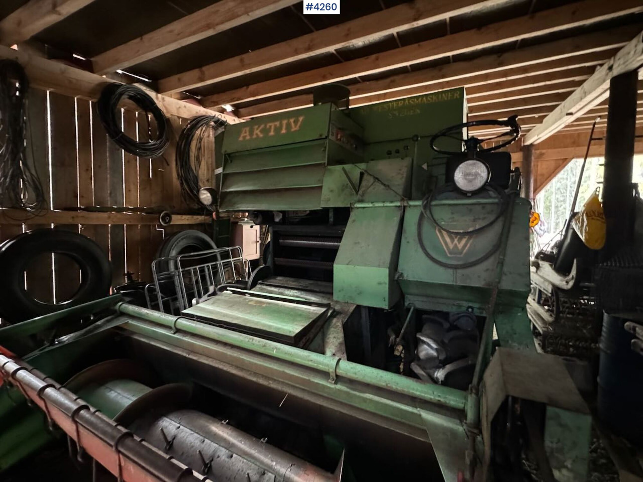 Aktiv 800 Tresker - Combine harvester: picture 2 Aktiv 800 Tresker - Combine harvester: picture 2