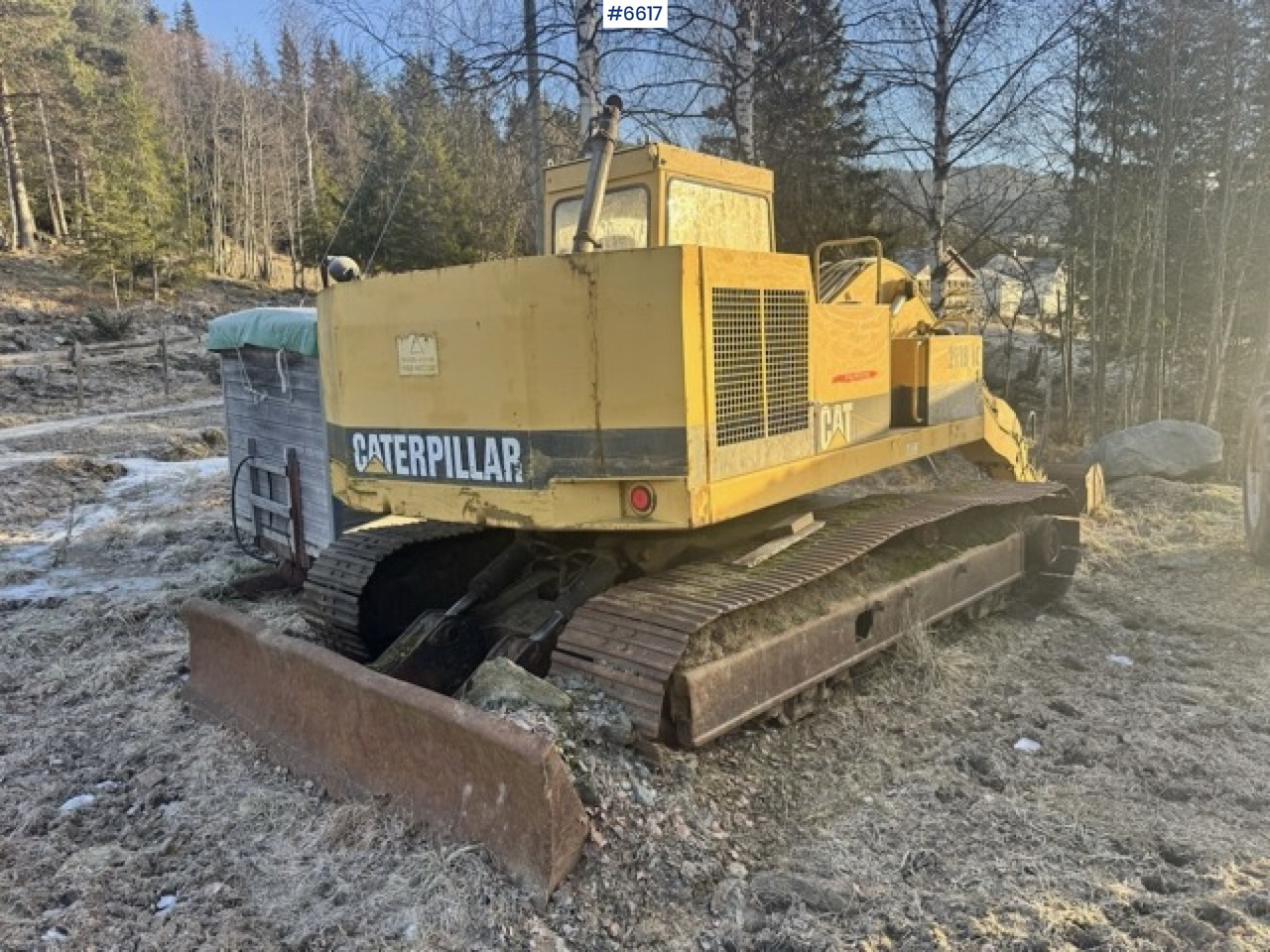 Approx. 1993 Caterpillar 211BLC tracked excavator with bucket. - Excavator: picture 5 Approx. 1993 Caterpillar 211BLC tracked excavator with bucket. - Excavator: picture 5