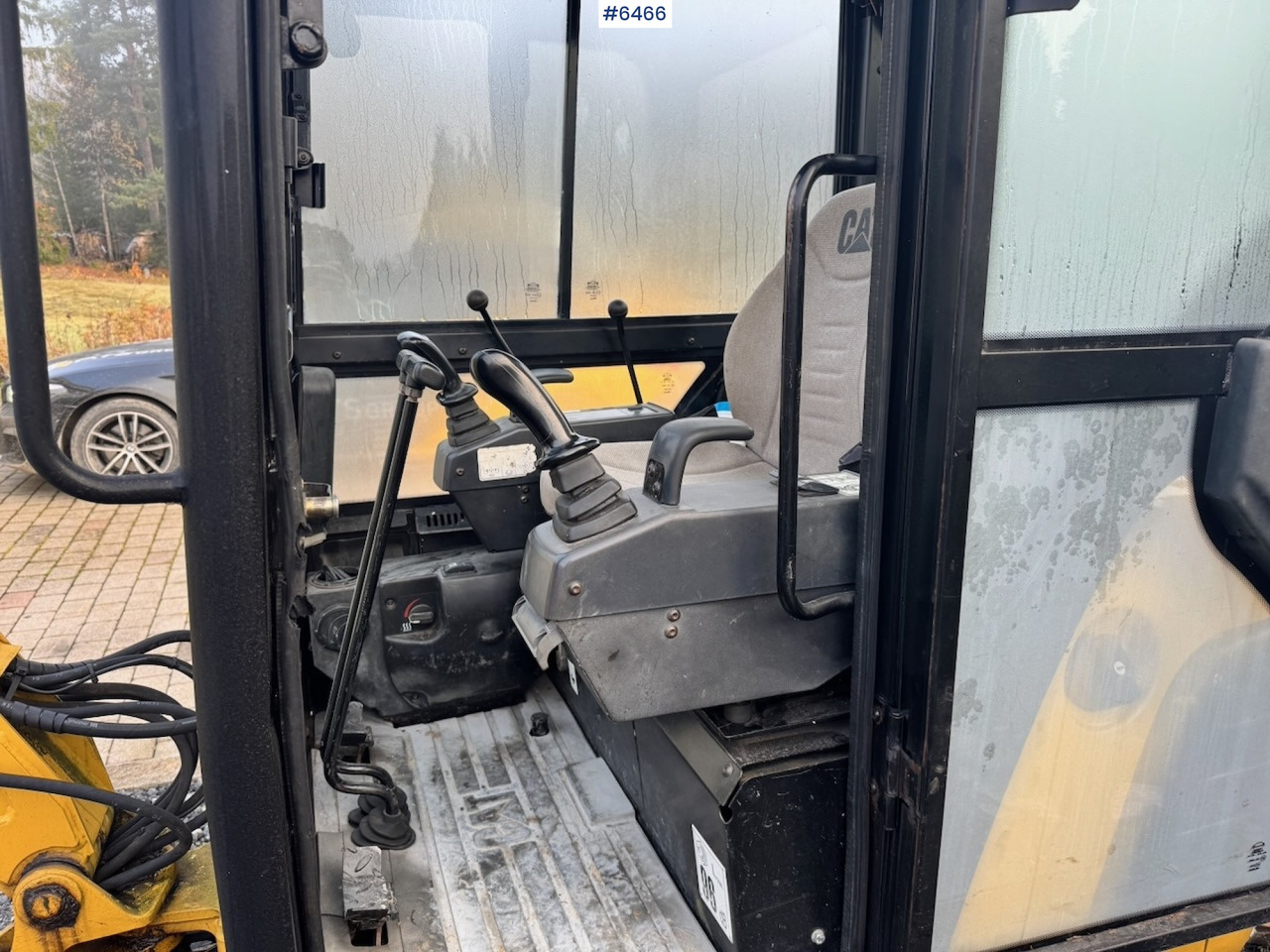 Leasing of Approx. 2004 CAT 301.8 Mini excavator w/ 4 buckets and grapple. Approx. 2004 CAT 301.8 Mini excavator w/ 4 buckets and grapple.: picture 18 Leasing of Approx. 2004 CAT 301.8 Mini excavator w/ 4 buckets and grapple. Approx. 2004 CAT 301.8 Mini excavator w/ 4 buckets and grapple.: picture 18