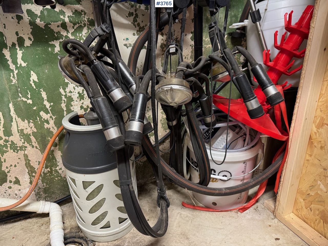 DeLaval melkeanlegg w/cleaner. - Livestock equipment: picture 2 DeLaval melkeanlegg w/cleaner. - Livestock equipment: picture 2