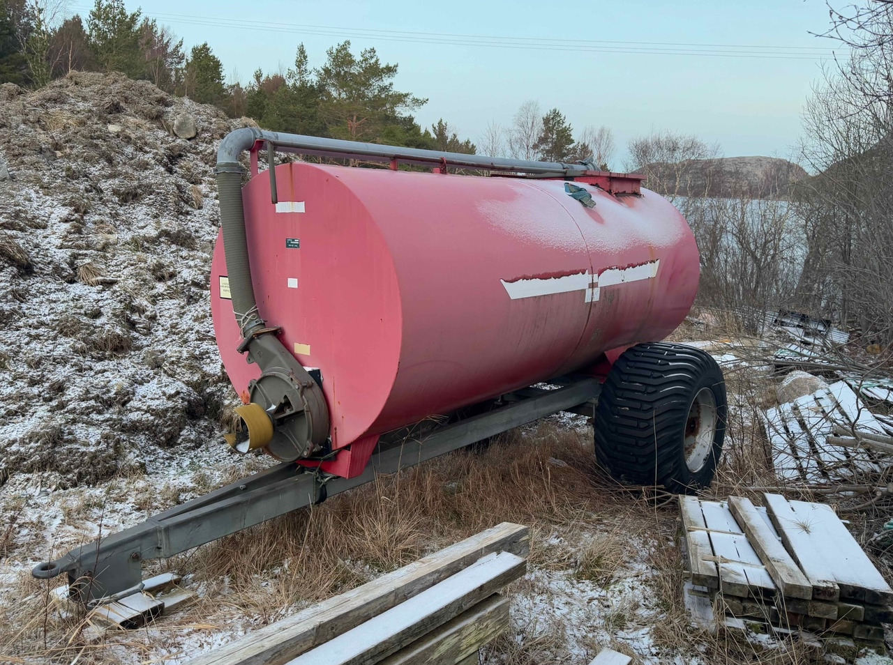 Fertilizer tank 6000 liters - Slurry tanker: picture 1 Fertilizer tank 6000 liters - Slurry tanker: picture 1