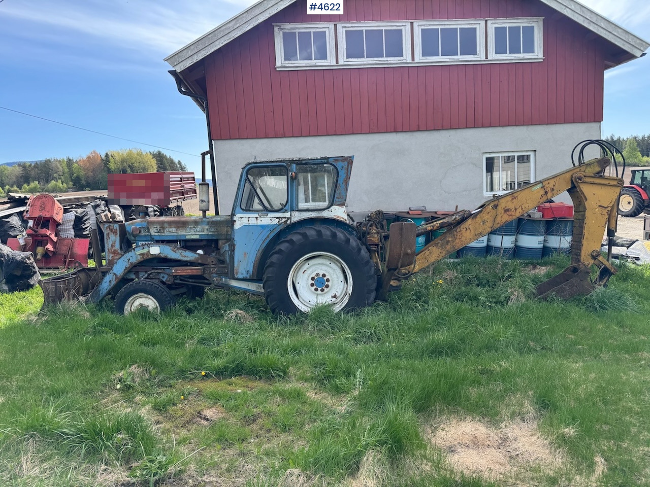 Ford 5000 Backhoe Loader. - Farm tractor: picture 2 Ford 5000 Backhoe Loader. - Farm tractor: picture 2
