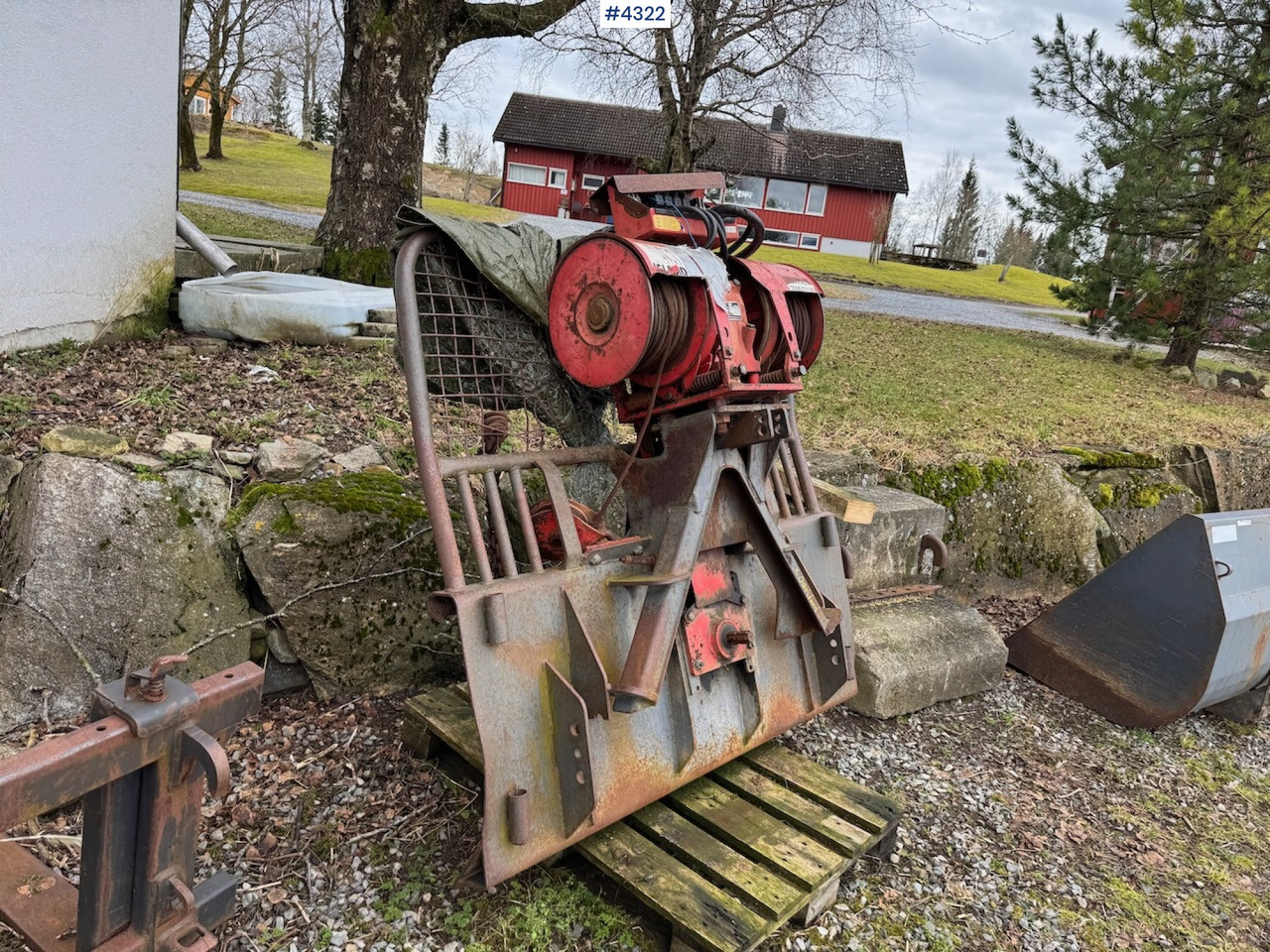 1988 Igland 3500/2 LH w/ remote control - Forestry equipment: picture 2 1988 Igland 3500/2 LH w/ remote control - Forestry equipment: picture 2
