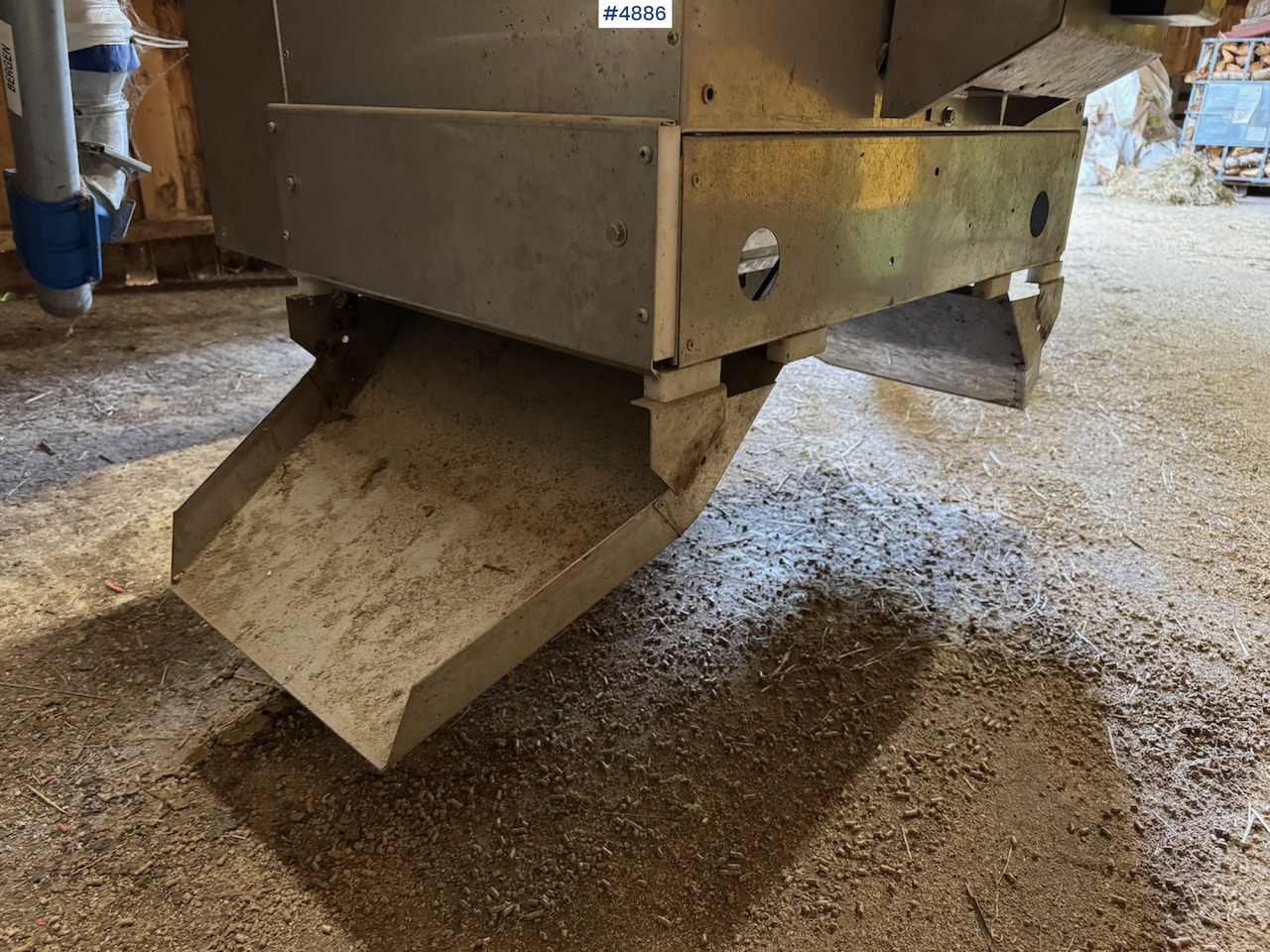 GEA M300 Automatic feeder, barely used. - Livestock equipment: picture 4 GEA M300 Automatic feeder, barely used. - Livestock equipment: picture 4