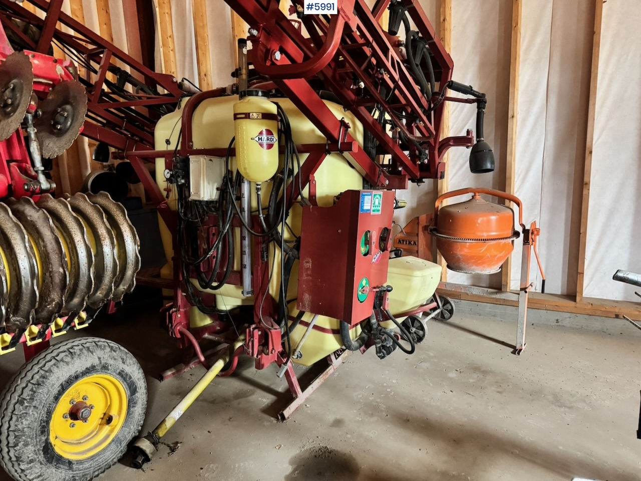 Hardi Åkersprøyte. 21 w booms. - Sprayer: picture 1 Hardi Åkersprøyte. 21 w booms. - Sprayer: picture 1