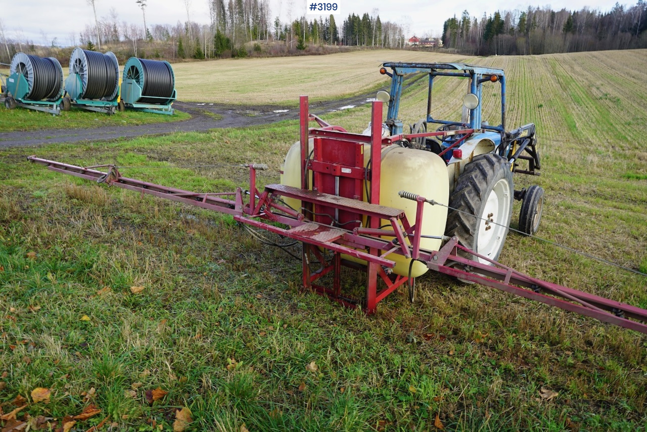 Hardi LXY 800 12M boom - Sprayer: picture 1 Hardi LXY 800 12M boom - Sprayer: picture 1