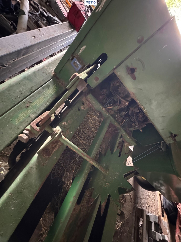 Hay and forage equipment John Deere 336 Square baler.: picture 19