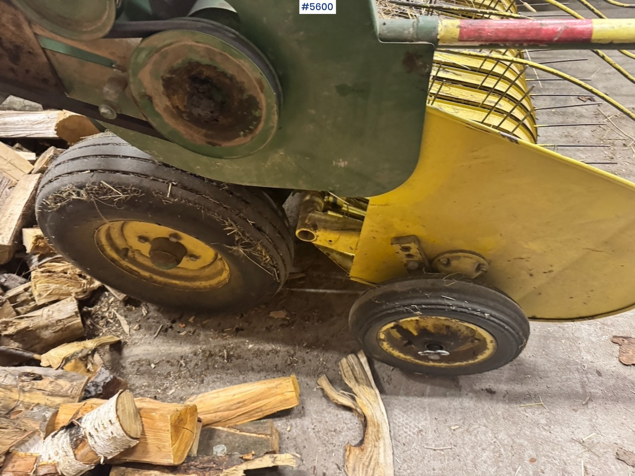 Hay and forage equipment John Deere 342 Square Baler: picture 10 Hay and forage equipment John Deere 342 Square Baler: picture 10