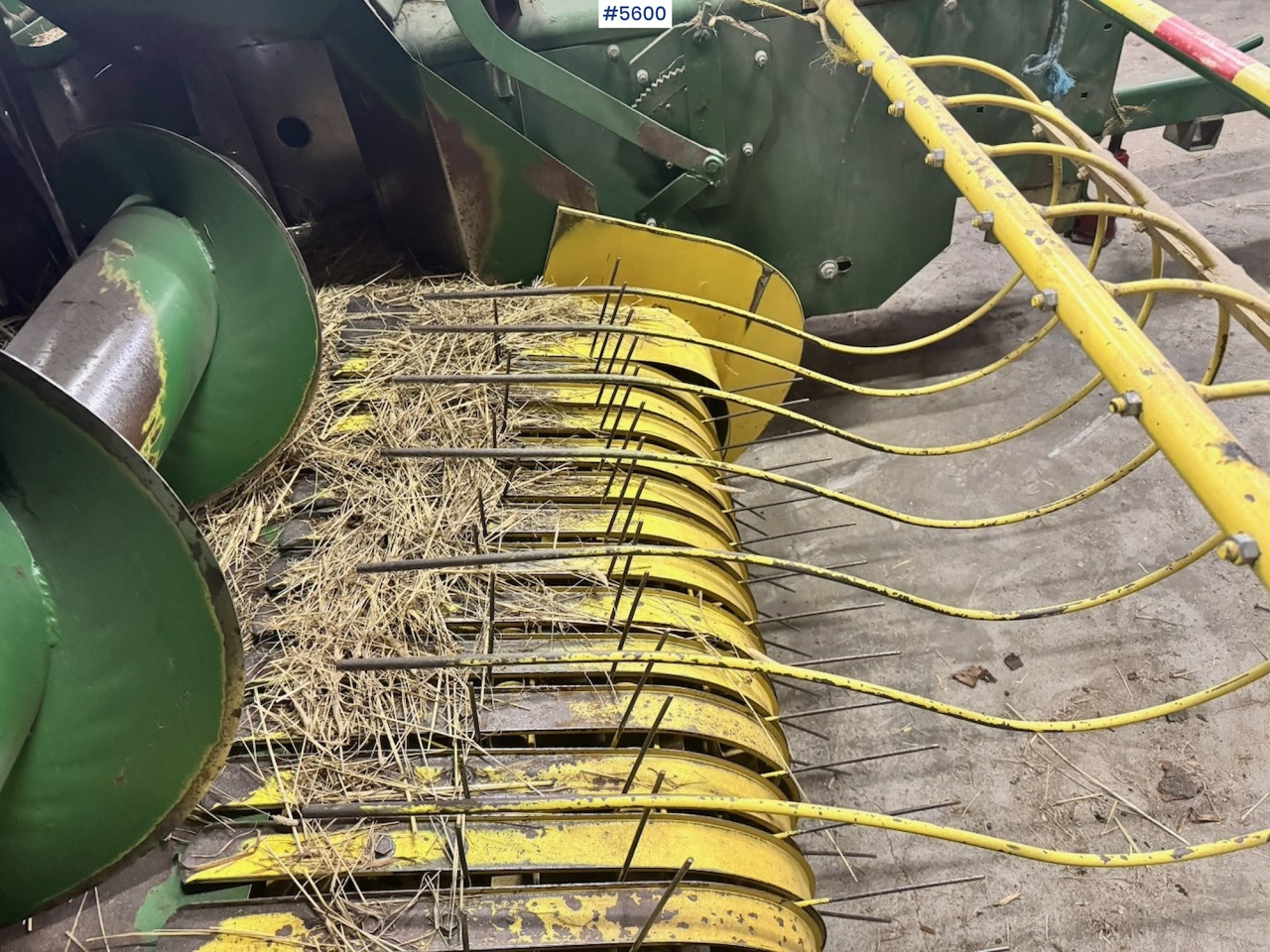 Hay and forage equipment John Deere 342 Square Baler: picture 7 Hay and forage equipment John Deere 342 Square Baler: picture 7