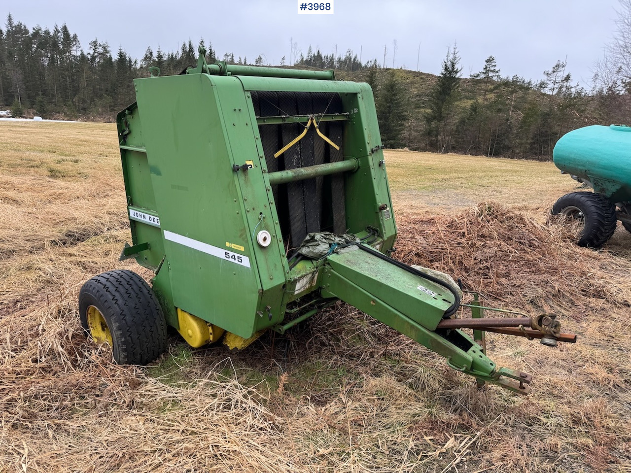John Deere 545 Round Baler - Hay and forage equipment: picture 1 John Deere 545 Round Baler - Hay and forage equipment: picture 1