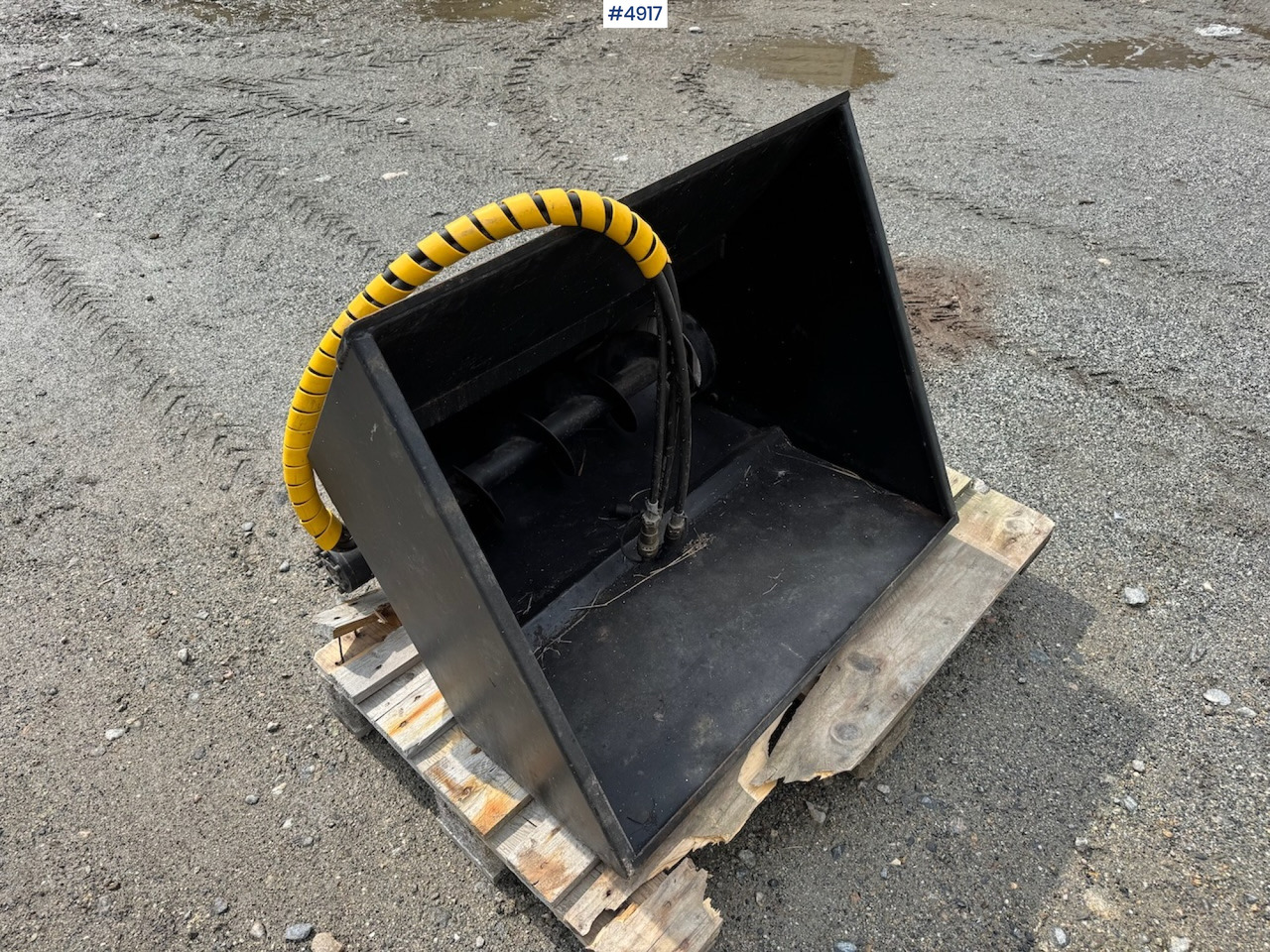 Kraftfor skuffe til Avant. - Livestock equipment: picture 1 Kraftfor skuffe til Avant. - Livestock equipment: picture 1