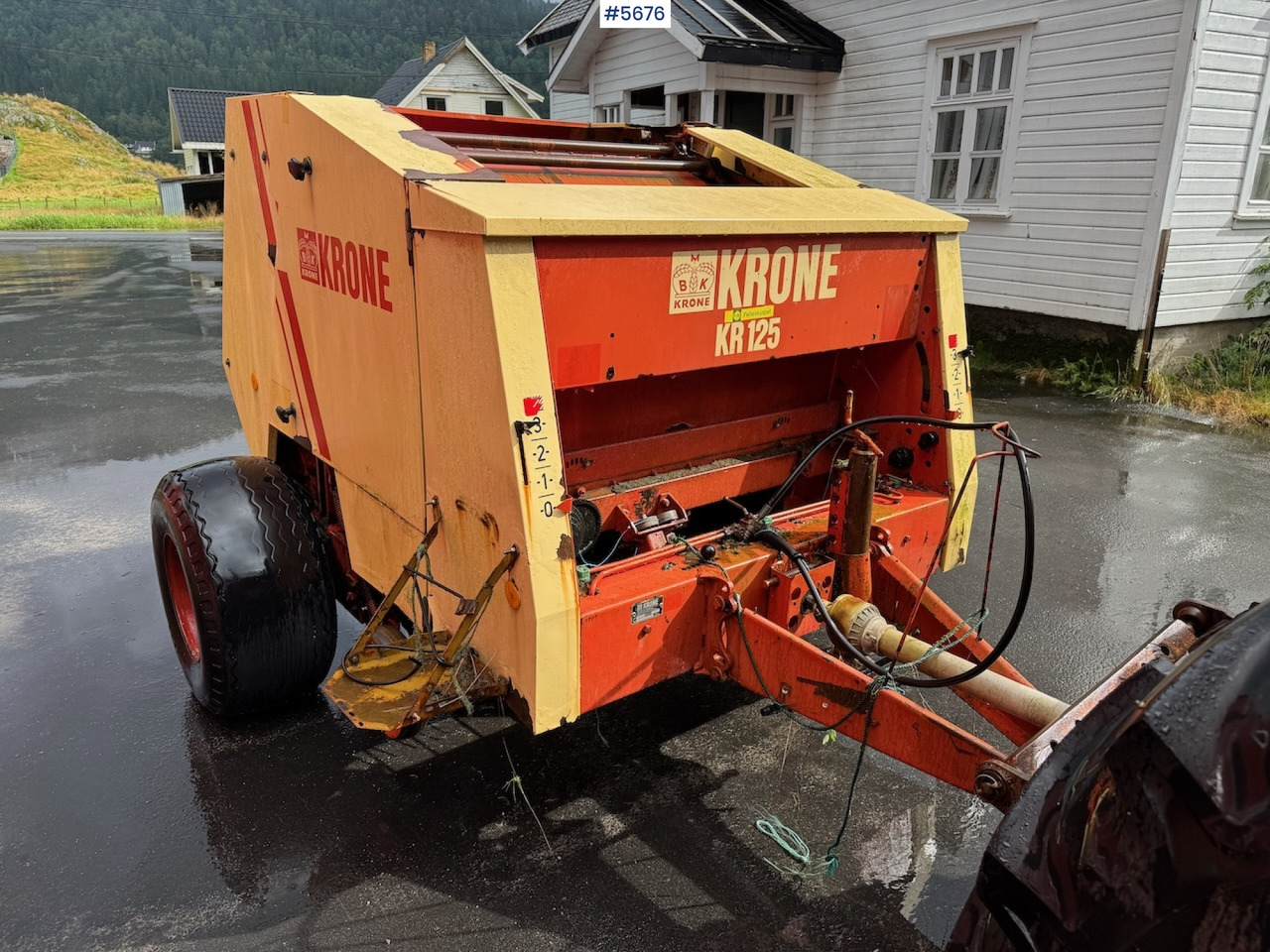 Krone KR 125 Round Baler - Hay and forage equipment: picture 1 Krone KR 125 Round Baler - Hay and forage equipment: picture 1