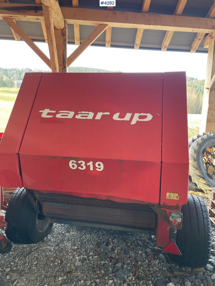 Kverneland Taarup 6319 - Hay and forage equipment: picture 1 Kverneland Taarup 6319 - Hay and forage equipment: picture 1