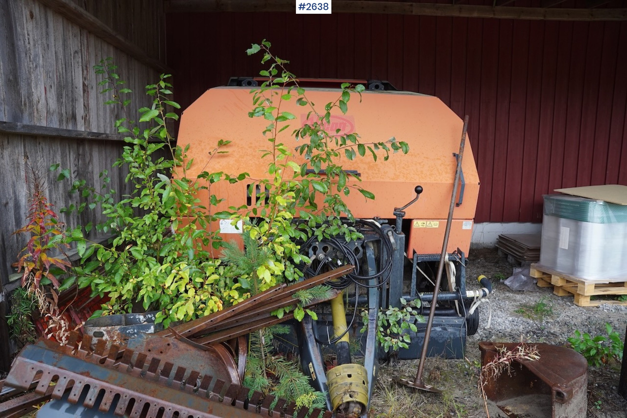 Kverneland Vicon RF 130 rep. object - Hay and forage equipment: picture 2 Kverneland Vicon RF 130 rep. object - Hay and forage equipment: picture 2