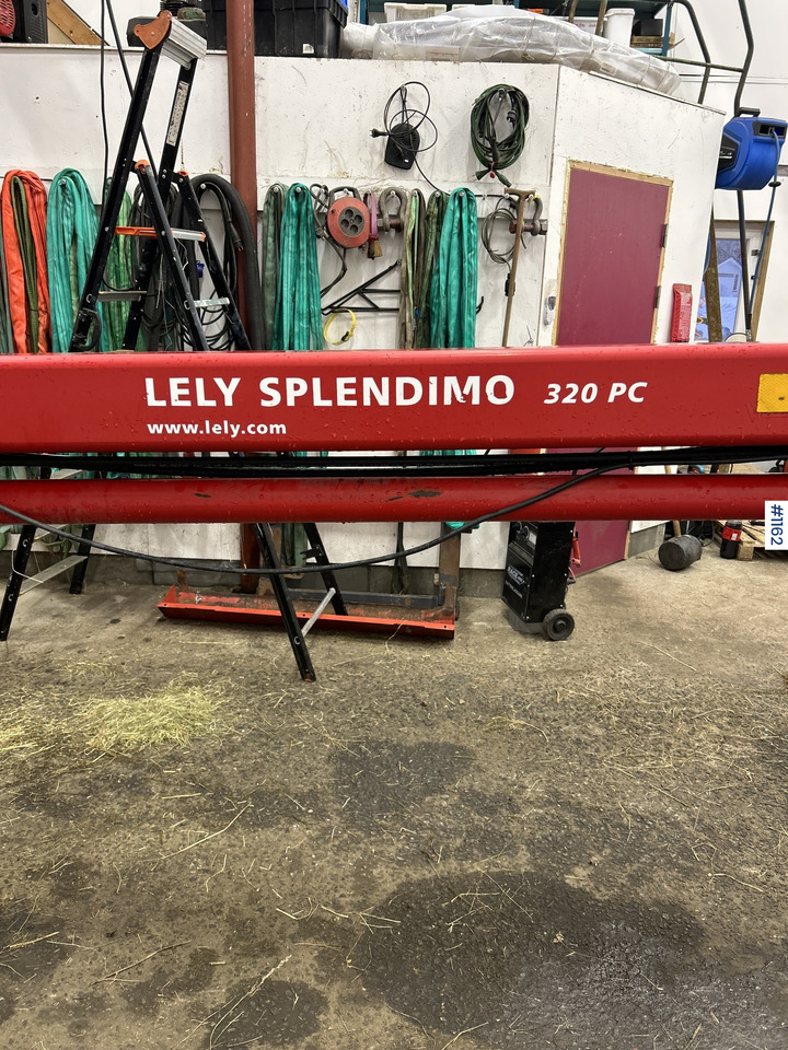 Lely 320 PC Mower - Hay and forage equipment: picture 2 Lely 320 PC Mower - Hay and forage equipment: picture 2