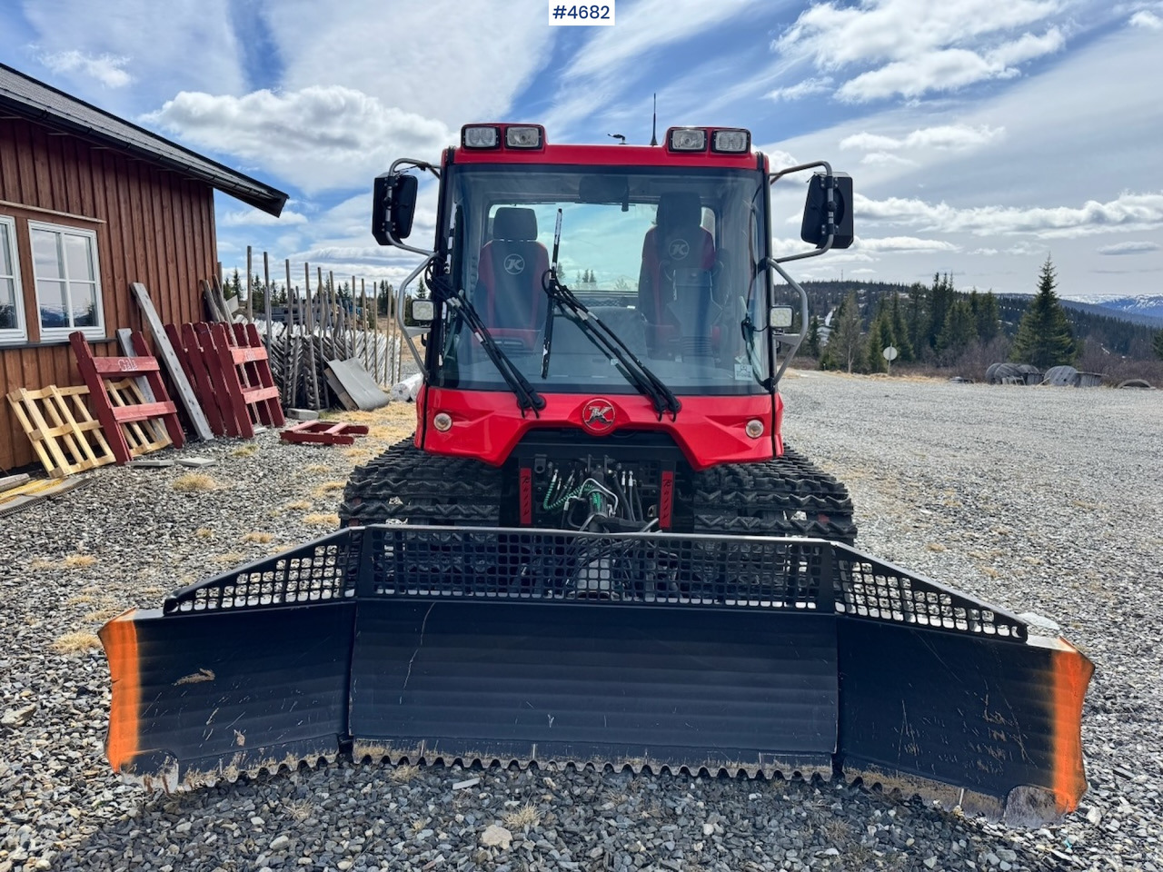 2015 Pisten Bully 100 Track maintenance machine. - Municipal/ Special vehicle: picture 3 2015 Pisten Bully 100 Track maintenance machine. - Municipal/ Special vehicle: picture 3