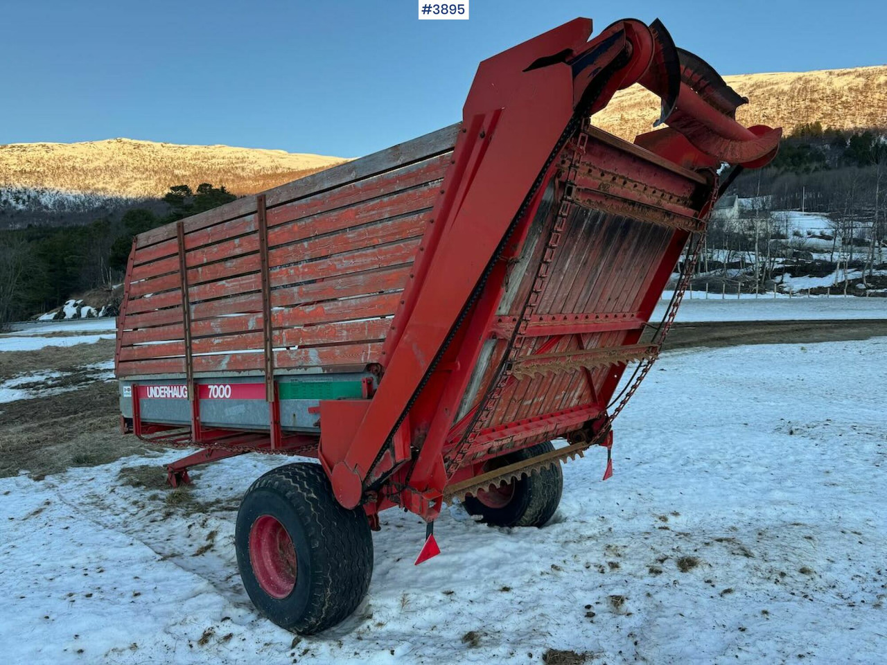 Underhaug 7000 unloader wagon - Hay and forage equipment: picture 5 Underhaug 7000 unloader wagon - Hay and forage equipment: picture 5