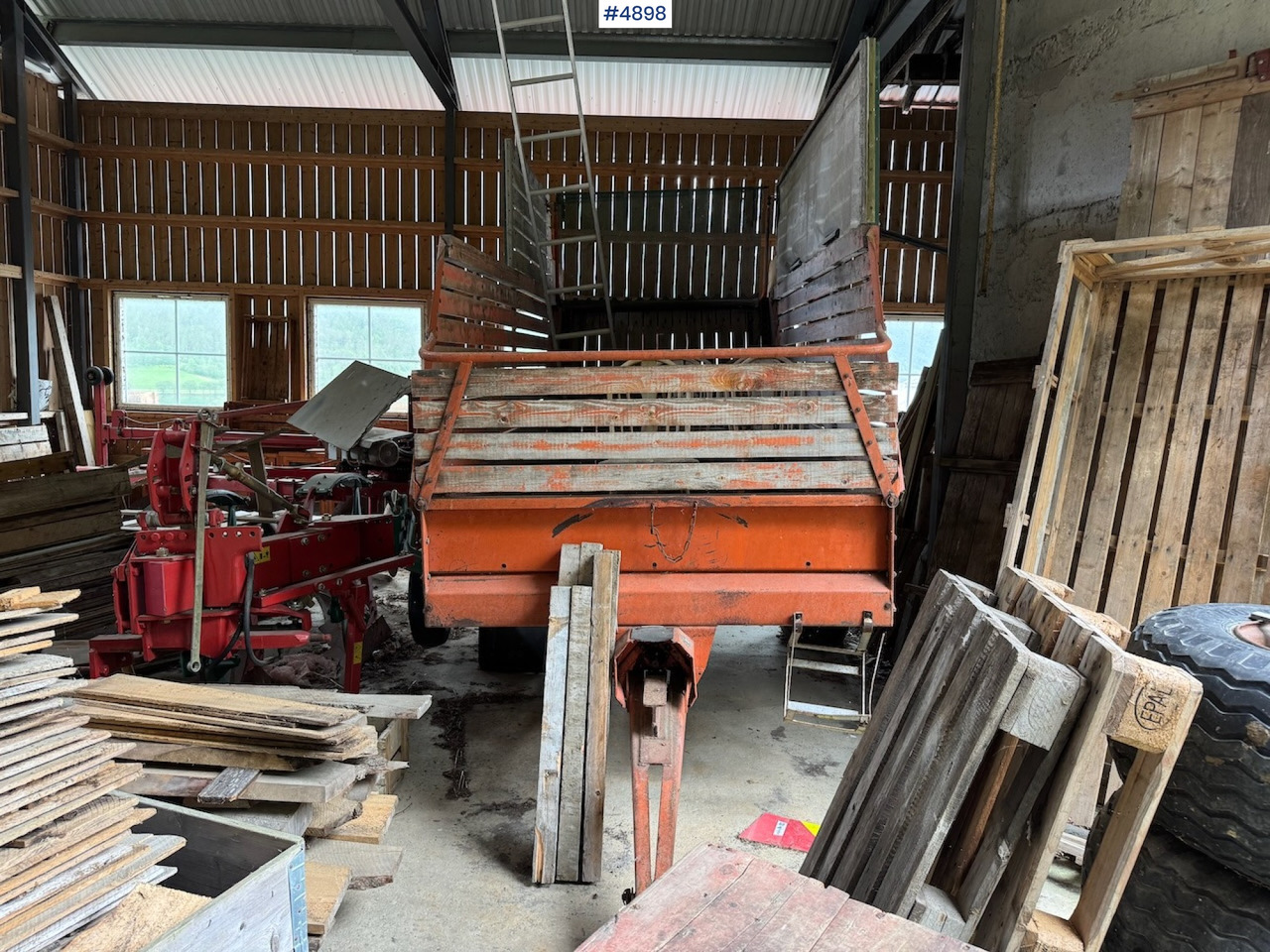 Underhaug 7011 Unloader wagon with throw roller and frames. - Hay and forage equipment: picture 5 Underhaug 7011 Unloader wagon with throw roller and frames. - Hay and forage equipment: picture 5