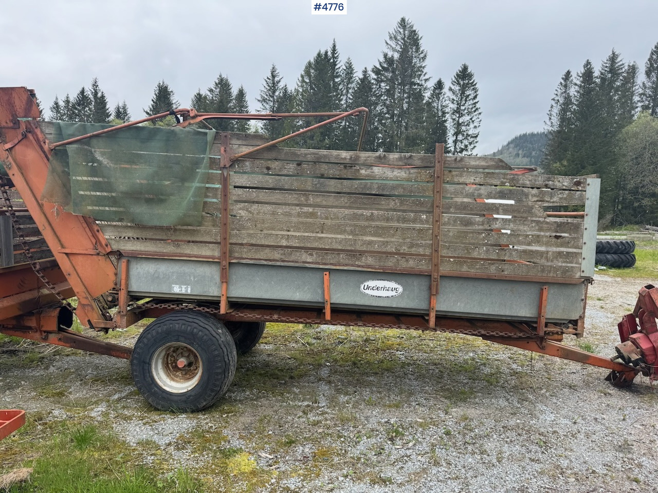 Underhaug unloading wagon with throwing roller - Hay and forage equipment: picture 4 Underhaug unloading wagon with throwing roller - Hay and forage equipment: picture 4