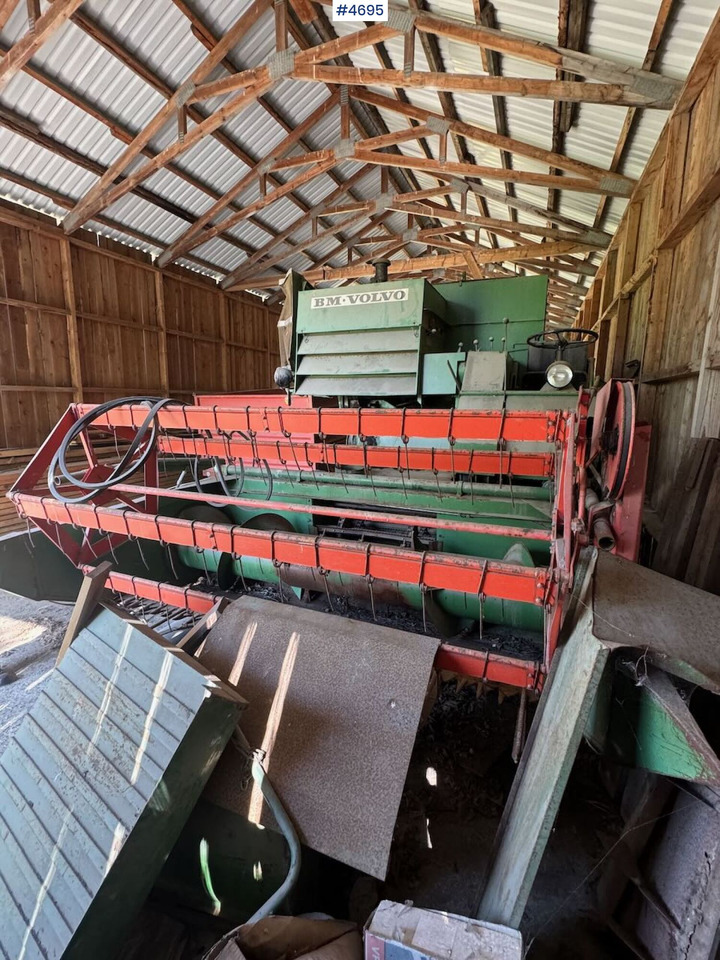 Volvo Aktiv 800 Combine harvester - Combine harvester: picture 4 Volvo Aktiv 800 Combine harvester - Combine harvester: picture 4