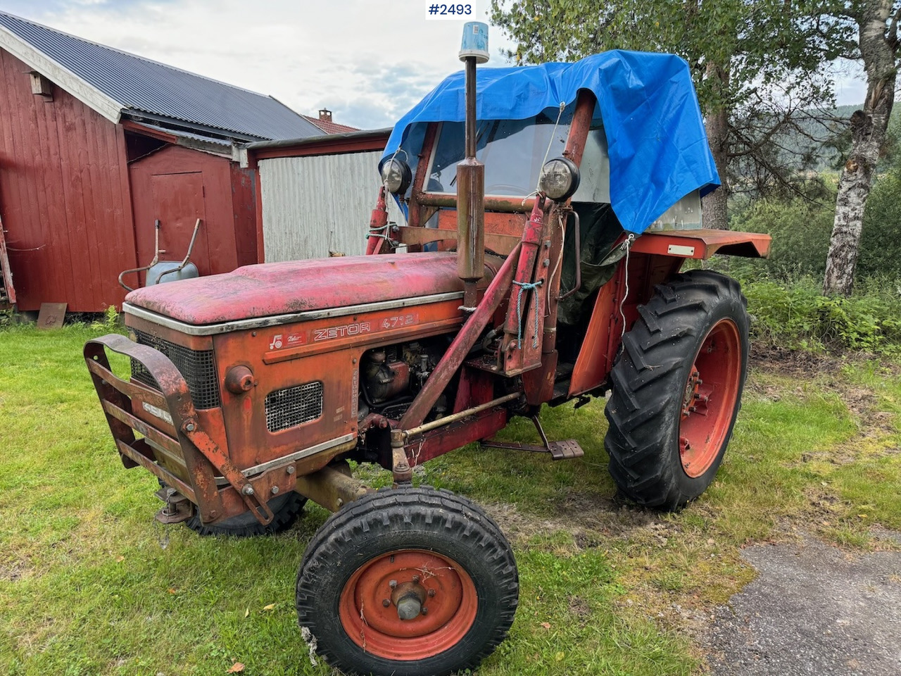 Zetor 4712 - Farm tractor: picture 1 Zetor 4712 - Farm tractor: picture 1