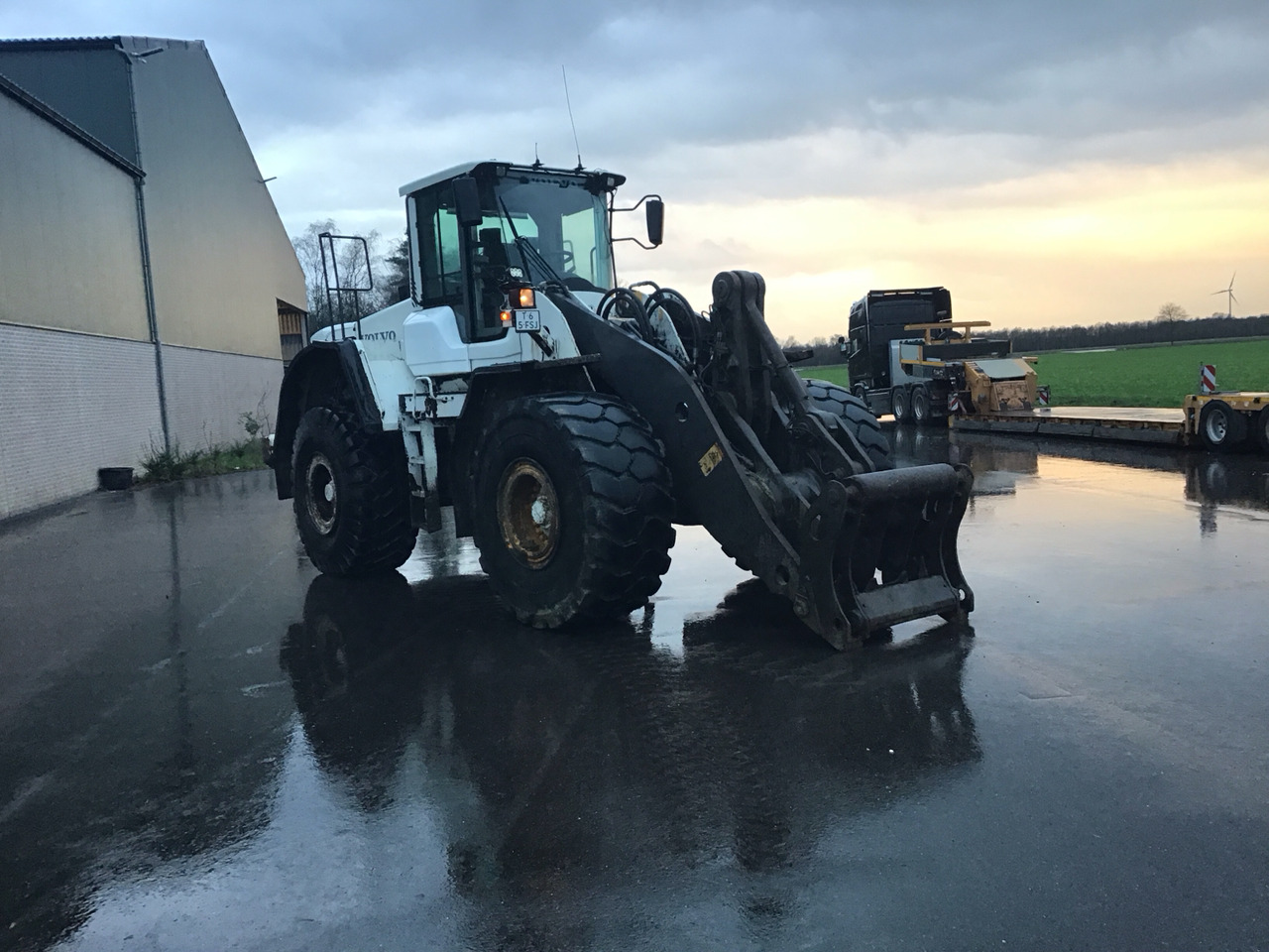 Leasing of volvo 180F long boom volvo 180F long boom: picture 7 Leasing of volvo 180F long boom volvo 180F long boom: picture 7